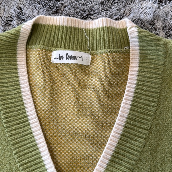 In Bloom Women’s Large Green Daisy Floral Sweater Long Sleeve Button Up Cropped - Picture 5 of 11